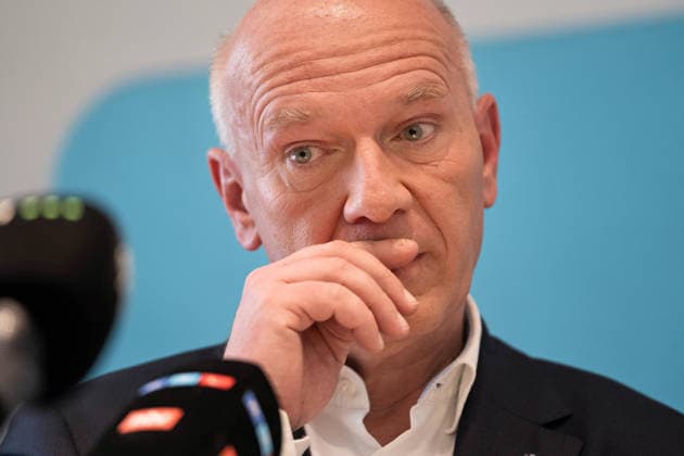 News Bilder des Tages Berlin,10.07.2026,Berlins Regierender Bürgermeister Kai Wegner (CDU) wird bei der Abgeordnetenhauswahl am 20. September 2026 nicht erneut als Spitzenkandidat der CDU antreten. Das gab er am Freitagnachmittag auf einer kurzfristig anberaumten Pressekonferenz bekannt. Mit diesem Schritt reagiert Wegner auf den wachsenden Druck und die zunehmenden Rücktrittsforderungen aus den eigenen Reihen.