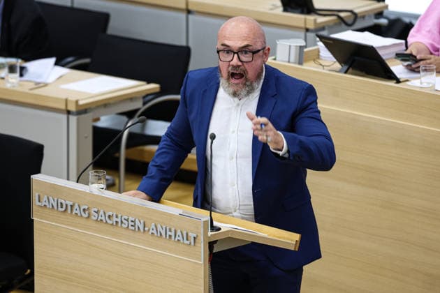 Dr. Hans Thomas Tillschneider (AfD) - Landtagssitzung im Landtag von Sachsen Anhalt