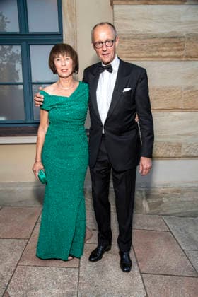 Friedrich Merz and his wife Charlotte Merz attend the concert of Beethovens 9. Symphonie to open the annual Bayreuth Festival 2026 (Richard-Wagner-Festspiele) at Bayreuth Festspielhaus on July 25, 2026 in Bayreuth, Germany 150th Bayreuther Wagner Festival Opening