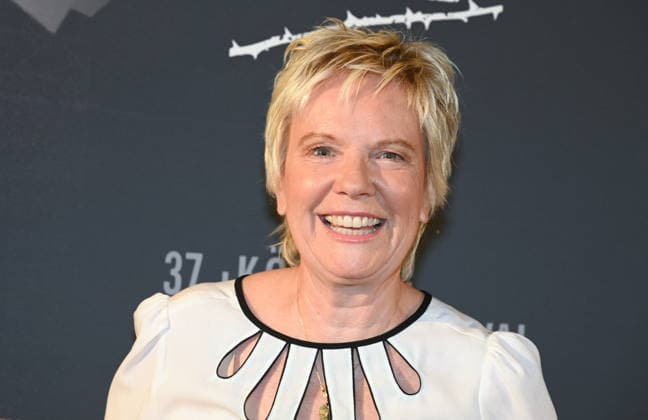 Moderatorin Birgit Biggi Lechtermann kommt zur Premiere Musical Die Weiße Rose .als Start des 37. Kölner Sommerfestival in der Kölner Philharmonie. Das Musical erzählt die Geschichte der gleichnamigen studentischen Widerstandsgruppe gegen das NS-Regime