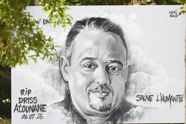 News Bilder des Tages Fresco Of Driss Atounane BRUSSELS, BELGIUM - JULY 31: Fresco on the wall of the cemetery of the City of Brussels, honouring Driss Atounane victim of racist violence pictured on July 31, 2026 in Brussels, Belgium, 31 07 2026 Brussels Belgium  Copyright: xPhilipxReynaersx