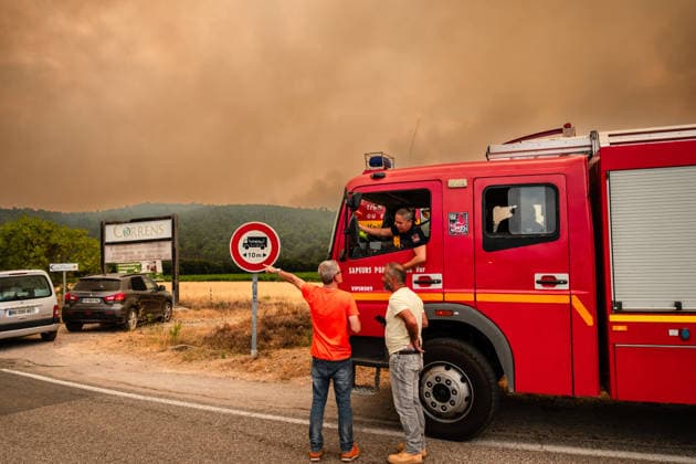 Wildfires in France - The Gros Bessillon Fire Reignited The Gros Bessillon wildfire in the Var region reignited today west of Correns, France, on July 31, 2026. Photo by Laurent Coust ABACAPRESS.com Correns France  Copyright: xCoustxLaurent ABACAx