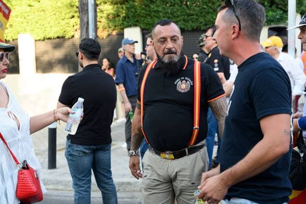 July 31, 2026, Madrid, Spain: MADRID, SPAIN Ã¢â‚¬ JULY 31, 2026: Participants attend a demonstration outside the Moroccan Embassy in Madrid, called by the far-right groups Falange EspaoÂ±ola and NoÂºcleo Nacional, following recent migrant arrivals through Spain s North African enclave of Ceuta. Protesters wave Spanish flags, display banners and chant slogans during the demonstration, while some participants are seen making gestures commonly associated with Nazi salutes. Madrid Spain  - ZUMAq101 20260731_zna_q101_214 Copyright: xTomasxCallex