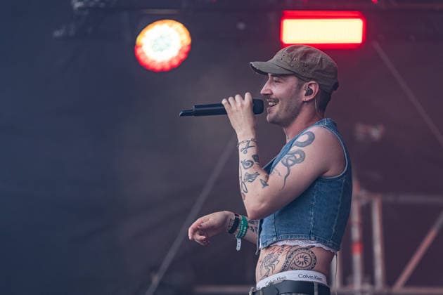 Green Juice Festival Bonn, 31.7.2026 Tristan Stadler von Raum27 -- Das Green Juice Festival in Bonn feiert 2026 seinen 18. Geburtstag. Vom kleinen Privatkonzert hat es sich inzwischen zu einer festen Größe im Bonner Veranstaltungskalender gemausert. Das Festival findet an zwei Tagen im Park von Bonn-Beuel-Vilich statt. Es gibt eine große Bühne, den 1Live-Sektor-Bus und eine Newcomer-Stage. Bonn Park Neu-Vilich NRW Deutschland Copyright: xSebastianxDerixx
