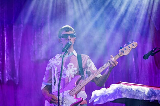 Green Juice Festival Bonn, 31.7.2026 Johann Bonitz von Blond -- Das Green Juice Festival in Bonn feiert 2026 seinen 18. Geburtstag. Vom kleinen Privatkonzert hat es sich inzwischen zu einer festen Größe im Bonner Veranstaltungskalender gemausert. Das Festival findet an zwei Tagen im Park von Bonn-Beuel-Vilich statt. Es gibt eine große Bühne, den 1Live-Sektor-Bus und eine Newcomer-Stage. Bonn Park Neu-Vilich NRW Deutschland Copyright: xSebastianxDerixx