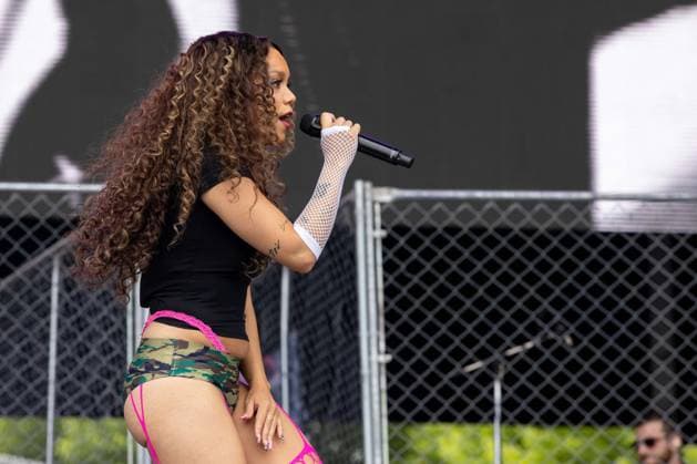 July 31, 2026, Chicago, Illinois, USA: JADAGRACE of PartyOf2 during the Lollapalooza Music Festival at Grant Park in Chicago, Illinois Chicago USA  - ZUMAs135 20260731_zap_s135_042 Copyright: xDanielxDeSloverx