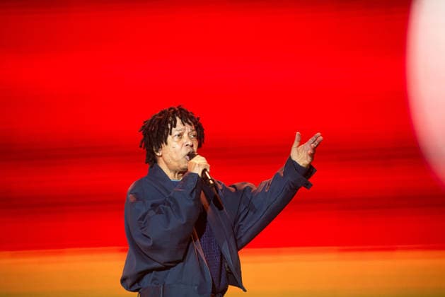 RIO DE JANEIRO, RJ - 01.08.2026: DJAVAN DJAVANEAR 50 ANOS - The "Djavanear" tour, in which the artist Djavan celebrates five decades of his career, arrives in Rio de Janeiro at the Farmasi arena this Saturday (1st) for three nights with tickets already sold out. x2992498x  CarlosxSanttos