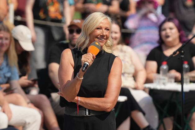 ZDF-Fernsehgarten 2026. Andrea (Kiwi) Kiewel im ZDF Fernsehgarten mit dem Motto Rock im Garten am 02.08.2026 in Mainz. Mainz ZDF Fernsehgarten Rheinland-Pfalz