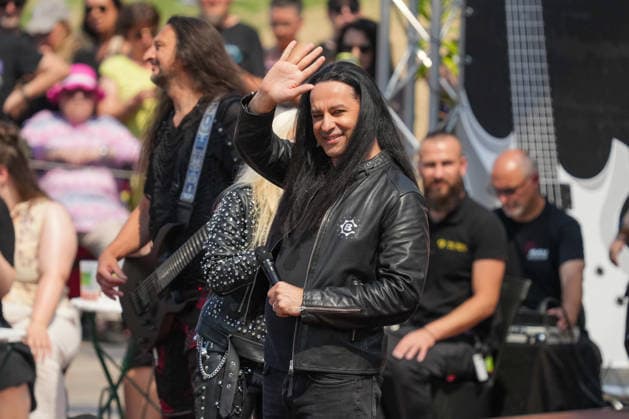 ZDF-Fernsehgarten 2026. Bülent Ceylan im ZDF Fernsehgarten mit dem Motto Rock im Garten am 02.08.2026 in Mainz. Mainz ZDF Fernsehgarten Rheinland-Pfalz