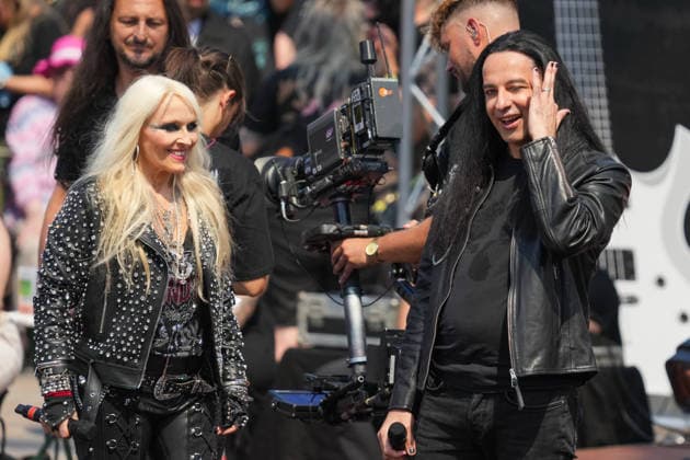 ZDF-Fernsehgarten 2026. DORO Pesch und Bülent Ceylan im ZDF Fernsehgarten mit dem Motto Rock im Garten am 02.08.2026 in Mainz. Mainz ZDF Fernsehgarten Rheinland-Pfalz