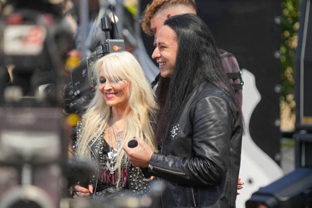 ZDF-Fernsehgarten 2026. DORO Pesch und Bülent Ceylan im ZDF Fernsehgarten mit dem Motto Rock im Garten am 02.08.2026 in Mainz. Mainz ZDF Fernsehgarten Rheinland-Pfalz