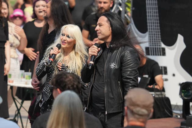 ZDF-Fernsehgarten 2026. DORO Pesch und Bülent Ceylan im ZDF Fernsehgarten mit dem Motto Rock im Garten am 02.08.2026 in Mainz. Mainz ZDF Fernsehgarten Rheinland-Pfalz