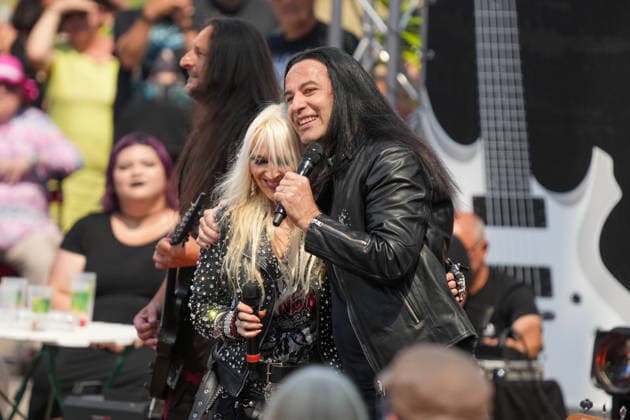 ZDF-Fernsehgarten 2026. DORO Pesch und Bülent Ceylan im ZDF Fernsehgarten mit dem Motto Rock im Garten am 02.08.2026 in Mainz. Mainz ZDF Fernsehgarten Rheinland-Pfalz