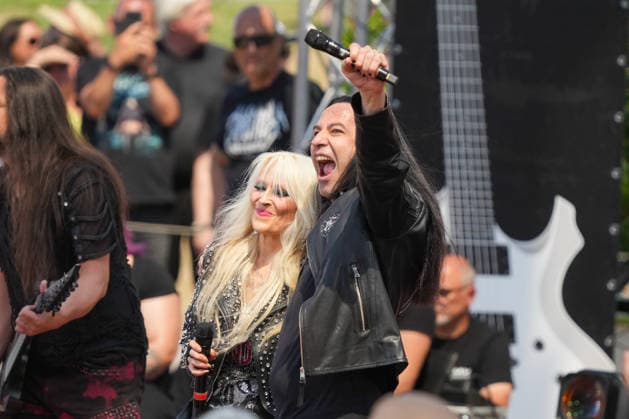 ZDF-Fernsehgarten 2026. DORO Pesch und Bülent Ceylan im ZDF Fernsehgarten mit dem Motto Rock im Garten am 02.08.2026 in Mainz. Mainz ZDF Fernsehgarten Rheinland-Pfalz