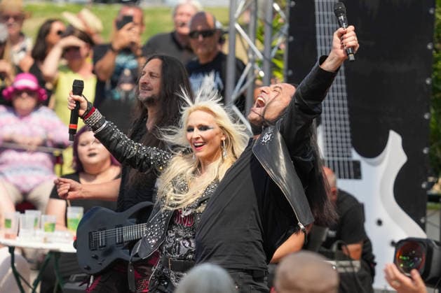 ZDF-Fernsehgarten 2026. DORO Pesch und Bülent Ceylan im ZDF Fernsehgarten mit dem Motto Rock im Garten am 02.08.2026 in Mainz. Mainz ZDF Fernsehgarten Rheinland-Pfalz
