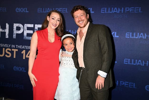 ˜Elijah Peel™ Special Screening April Billingsley, Evelyn Grace Kite and Robert Malcolm Cumming arriving to the special screening of ˜Elijah Peel™ held at the AMC Thoroughbred 20 Theatre on August 4, 2026 in Franklin, TN. Franklin AMC Thoroughbred 20 Tennessee USA Copyright: xTammiexArroyo AFF-USA.comx