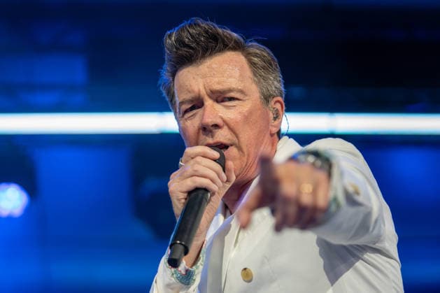 Rick Astley live beim Konzert im Tanzbrunnen in Köln am 4. August 2026. Copyright: xSvenxHeidmannx