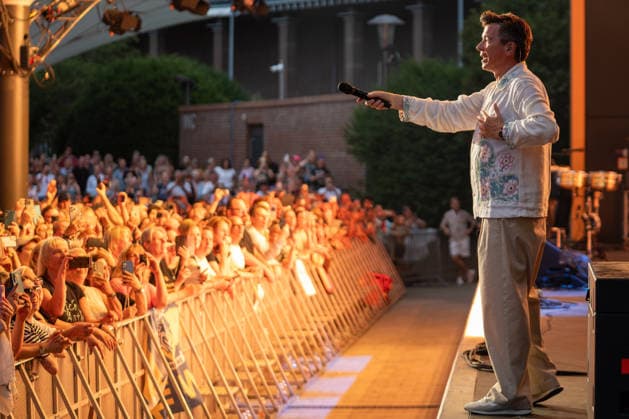 Rick Astley live beim Konzert im Tanzbrunnen in Köln am 4. August 2026. Copyright: xSvenxHeidmannx