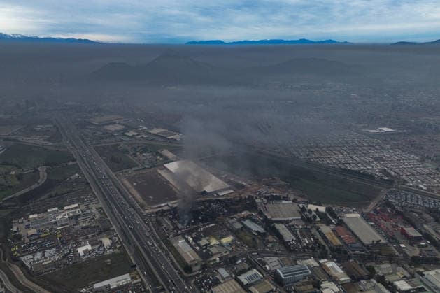 Santiago, August 5, 2026 Aerial view of the aftermath of the chemical fire that affected the Panimex company, located at the intersection of Las Esteras Sur and Route 5 North in the municipality of Quilicura Diego Martin Aton Chile, Aton 1178303 jpeg  Copyright: DIEGOxMARTIN ATONxCHILE
