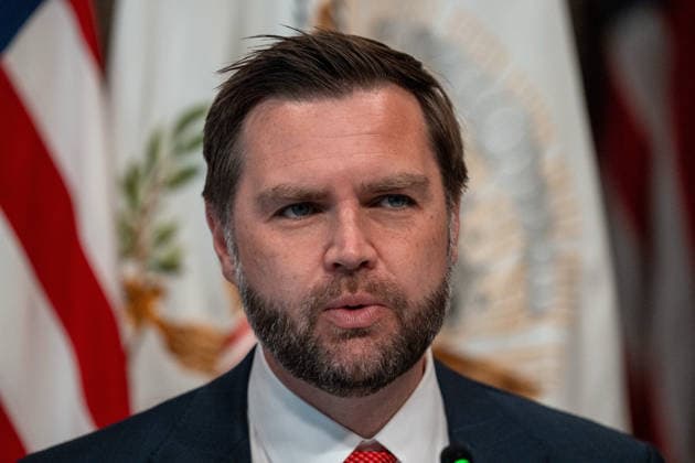 August 5, 2026, White House, District of Columbia, United States: Vice President JD Vance hosts a Fraud Task Force meeting with Congressional leaders on August 5, 2026. White House United States  - ZUMAl312 20260805_znp_l312_013 Copyright: xAndrewxLeydenx