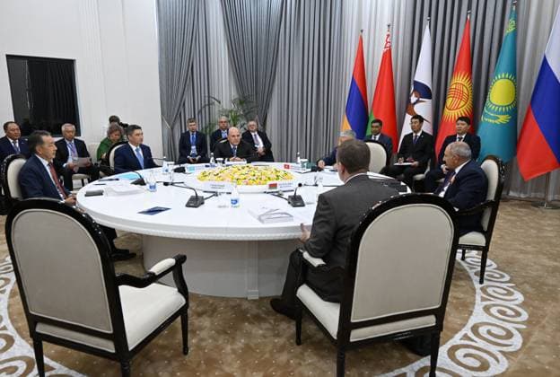 Kyrgyzstan Eurasian Intergovernmental Council 9218168 06.08.2026 Chairman of the Eurasian Economic Commission (EEC) board Bakytzhan Sagintayev, Kazakh Prime Minister Olzhas Bektenov, Russian Prime Minister Mikhail Mishustin and Armenian Prime Minister Nikol Pashinyan attend a narrow format meeting of the Eurasian Intergovernmental Council in Cholpon-Ata, Kyrgyzstan. Alexander Miridonov Sputnik Cholpon-Ata Kyrgyzstan  Copyright: xAlexanderxMiridonovx