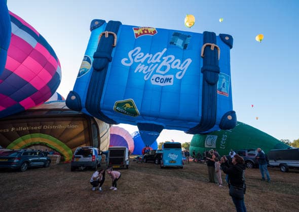 August 7, 2026, Bristol, Bristol, UK: Bristol, UK. Hot air balloons take off in a mass ascent from Ashton Court on Friday morning for the official opening of the 2026 48th Bristol International Balloon Fiesta in partnership with Albert Goodman which takes place from from Friday, August 7, to Sunday, August 9, with mass ascents and night glows celebrating the city of Bristol and its heritage links to hot air ballooning. There will be an expanded special shapes line-up featuring beloved classics, recent favourites and new additions. Bristol UK - ZUMAl94_ 20260807_zaf_l94_019 Copyright: xSimonxChapmanx