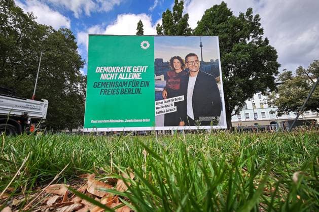 Berlin, Deutschland, 07.08.2026: Wahlplakat mit Bettina Jarasch und Werner Graf, Grüne Copyright: xdtsxNachrichtenagenturx dts_129526