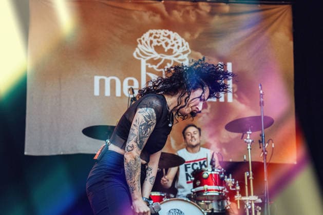 Die Sängerin Oli von der Band Melonball live beim Auftritt am 7. August 2026 auf der Sounds For Nature Stage beim 30. Taubertal-Festival in Rothenburg ob der Tauber. Das traditionsreiche Open-Air-Festival feiert in diesem Jahr sein 30-jähriges Jubiläum.