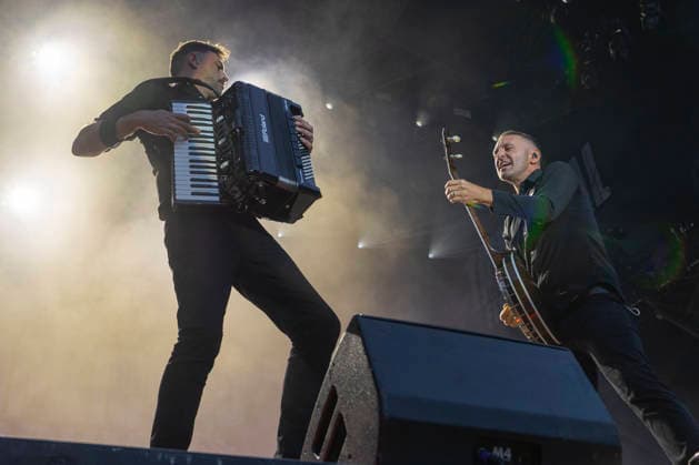 Dropkick Murphys, Tim Brennan und Jeff DaRosa, auf der Bühne beim Taubertal-Festival 2026 in Rothenburg ob der Tauber, Deutschland, am 7. August 2026. Copyright: HMBxMedia xHeikoxBecker