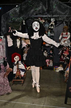 Cosplayer auf der Midsummer Scream - Halloween & Horror Convention im Long Beach Convention Center. Long Beach, 07.08.2026