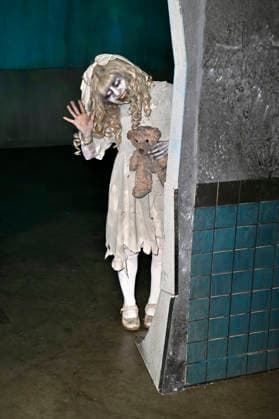 Cosplayer auf der Midsummer Scream - Halloween & Horror Convention im Long Beach Convention Center. Long Beach, 07.08.2026