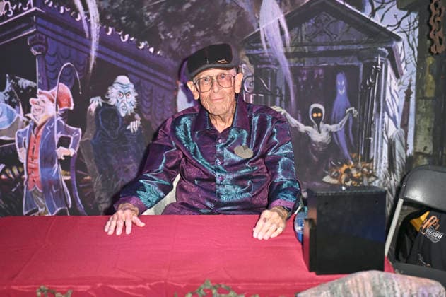 Bob Gurr auf der Midsummer Scream - Halloween & Horror Convention im Long Beach Convention Center. Long Beach, 07.08.2026