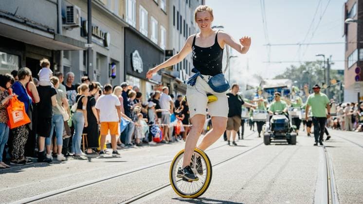 Cranger Kirmesumzug - Einen Tag nach dem dem Auftakt: Cranger Kirmesumzug durch die Stadt im Livestream bei der WAZ. Am 08.08.2026 in Herne ** NUR FÜR REDAKTIONELLE ZWECKE ** EDITORIAL USE ONLY **<p>Cranger Kirmesumzug - Einen Tag nach dem dem Auftakt: Cranger Kirmesumzug durch die Stadt im Livestream bei der WAZ. Am 08.08.2026 in Herne Herne Copyright: ChristophxJendral