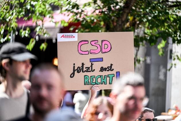 Ruhr Pride CSD ** NUR FÜR REDAKTIONELLE ZWECKE ** EDITORIAL USE ONLY **<p>Ruhr Pride CSD am Samstag, 8. August 2026 in Essen. Tausende nehmen an der Queeren Parade teil. Deutschland NRW Essen Copyright: VladimirxWegener