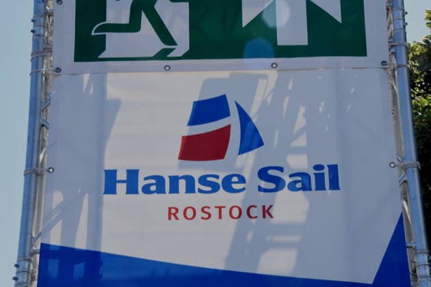 Hanse Sail Plakat Warnemuende Ostsee 08.08.2026 Hafen 35 .Hanse Sail-Treffen von Segelschiffen und Schiffen Foto Warnemuende Ostsee