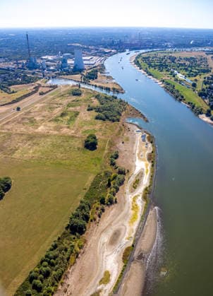 Luftbild, Rheinaue Walsum in Altwalsum, historisches Niedrigwasser am Rhein, Orsoy, Rheinberg, Ruhrgebiet, Nordrhein-Westfalen, Deutschland !ACHTUNGxMINDESTHONORARx60xEURO!