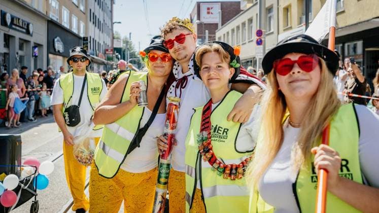 Cranger Kirmesumzug - Einen Tag nach dem dem Auftakt: Cranger Kirmesumzug durch die Stadt im Livestream bei der WAZ. Am 08.08.2026 in Herne ** NUR FÜR REDAKTIONELLE ZWECKE ** EDITORIAL USE ONLY **<p>Cranger Kirmesumzug - Einen Tag nach dem dem Auftakt: Cranger Kirmesumzug durch die Stadt im Livestream bei der WAZ. Am 08.08.2026 in Herne Herne Copyright: ChristophxJendral
