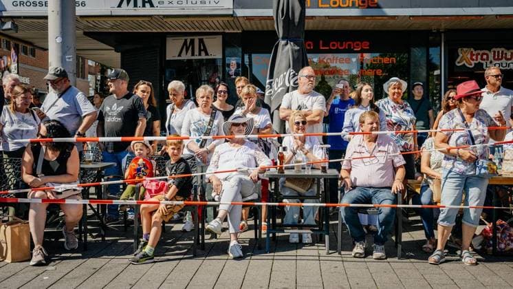 Cranger Kirmesumzug - Einen Tag nach dem dem Auftakt: Cranger Kirmesumzug durch die Stadt im Livestream bei der WAZ. Am 08.08.2026 in Herne ** NUR FÜR REDAKTIONELLE ZWECKE ** EDITORIAL USE ONLY **<p>Cranger Kirmesumzug - Einen Tag nach dem dem Auftakt: Cranger Kirmesumzug durch die Stadt im Livestream bei der WAZ. Am 08.08.2026 in Herne Herne Copyright: ChristophxJendral