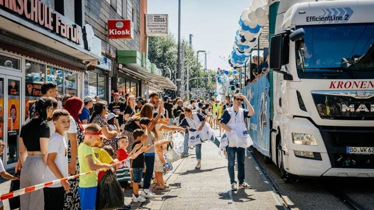 Cranger Kirmesumzug - Einen Tag nach dem dem Auftakt: Cranger Kirmesumzug durch die Stadt im Livestream bei der WAZ. Am 08.08.2026 in Herne ** NUR FÜR REDAKTIONELLE ZWECKE ** EDITORIAL USE ONLY **<p>Cranger Kirmesumzug - Einen Tag nach dem dem Auftakt: Cranger Kirmesumzug durch die Stadt im Livestream bei der WAZ. Am 08.08.2026 in Herne Herne Copyright: ChristophxJendral