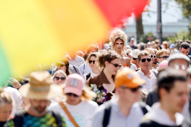 Impression vom Kölner Queer March unter dem Motto Köln zeigt Solidarität, Köln zeigt Haltung , eine Solidaritäts-Demonstration nach dem islamistischen Anschlag auf den CSD in Berlin. (Themenbild, Symbolbild) Köln, 09.08.2026 NRW Deutschland Copyright: xChristophxHardtx