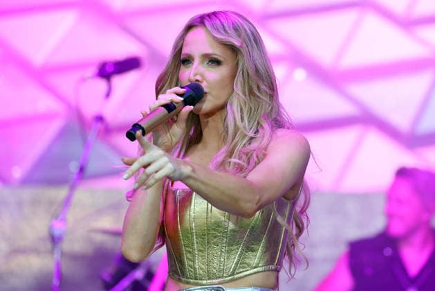 Konzert von Melissa Naschenweng beim Seebühnen Festival 2026 auf der Wilhelminenaue in Bayreuth