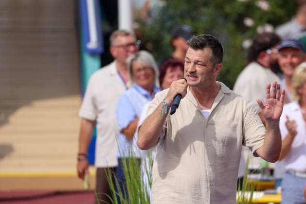 Rust, Deutschland 9.08.2026: Immer wieder Sonntags im Europa-Park Rust - 9.08.2026 Im Bild: Achim Petry auf der Bühne. Europapark Rust Baden Württemberg Copyright: xFotostandx xHettichx