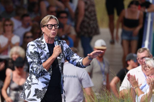 Rust, Deutschland 9.08.2026: Immer wieder Sonntags im Europa-Park Rust - 9.08.2026 Im Bild: Hansy Vogt auf der Bühne. Europapark Rust Baden Württemberg Copyright: xFotostandx xHettichx