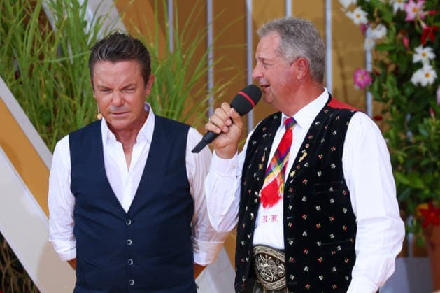Rust, Deutschland 9.08.2026: Immer wieder Sonntags im Europa-Park Rust - 9.08.2026 Im Bild: v.li. Stefan Mross und Norbert Rier, Kastelruther Spatzen Europapark Rust Baden Württemberg Copyright: xFotostandx xHettichx
