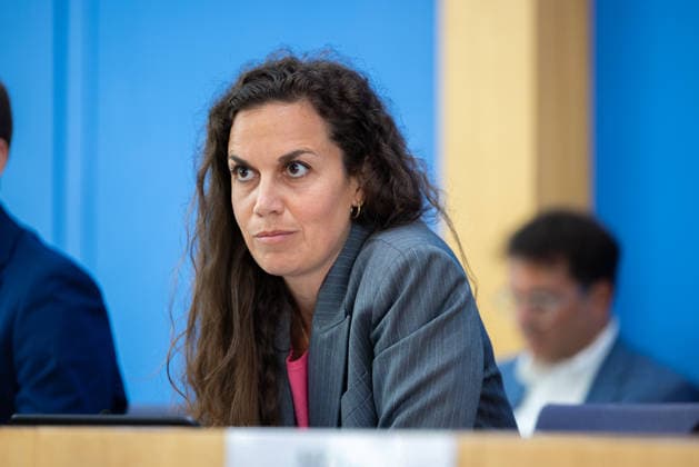 regierungspressekonferenz Deutschland, Berlin am 10. August 2026: Dr. Alma Laiadhi, Leiterin des Referats Presse (BMF) stellt sich in der Bundespressekonferenz den Fragen der Presse.