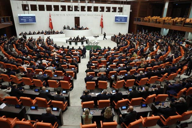 (260810) -- ANKARA, Aug. 10, 2026 -- T¨¹rkiye s parliament vote on a legal framework for the disarmament and reintegration of the Kurdistan Workers Party in Ankara, T¨¹rkiye, Aug. 10, 2026. T¨¹rkiye s parliament on Monday approved a legal framework for the disarmament and reintegration of the Kurdistan Workers Party (PKK), a key step toward ending a decades-long conflict. ( Handout via Xinhua) T?RKIYE-ANKARA-TURKISH PARLIAMENT-LEGISLATION-DISARMAMENT PKK MustafaxKaya 