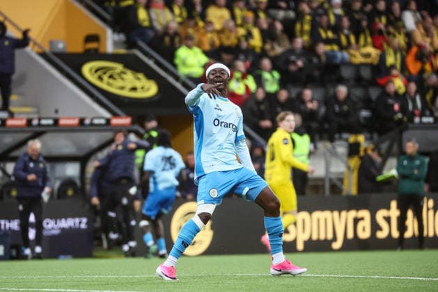 %items a soccer game between Norwegian FK Bodo Glimt and Belgian Royale Union Saint-Gilloise in Bodo, Norway, on %datetext, the return leg in the third qualifying round for the UEFA Champions League tournament. %photographer  BrunoxFahy 183180590