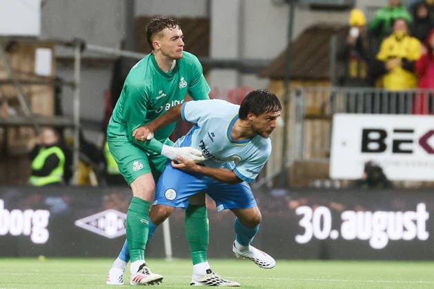 %items a soccer game between Norwegian FK Bodo Glimt and Belgian Royale Union Saint-Gilloise in Bodo, Norway, on %datetext, the return leg in the third qualifying round for the UEFA Champions League tournament. %photographer  BrunoxFahy 183183092