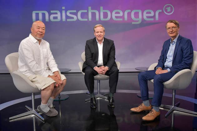 Ai Weiwei, Tilman Kuban und Karl Lauterbach in der ARD-Talkshow maischberger im Studio Berlin Adlershof. Berlin, 11.08.2026