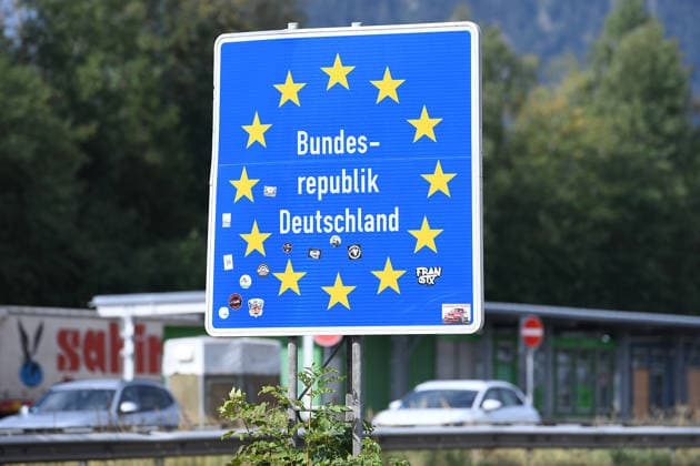 Grenzkontrollen an der deutsch-österreichischen Grenze am 11.08.2026 am Grenzübergang Walserberg Grenzkontrollen der Bayerischen Bereitschaftspolizei und Bundespolizei am 11.08.2026 an der deutsch-österreichischen Grenze am Grenzübergang Walserberg.